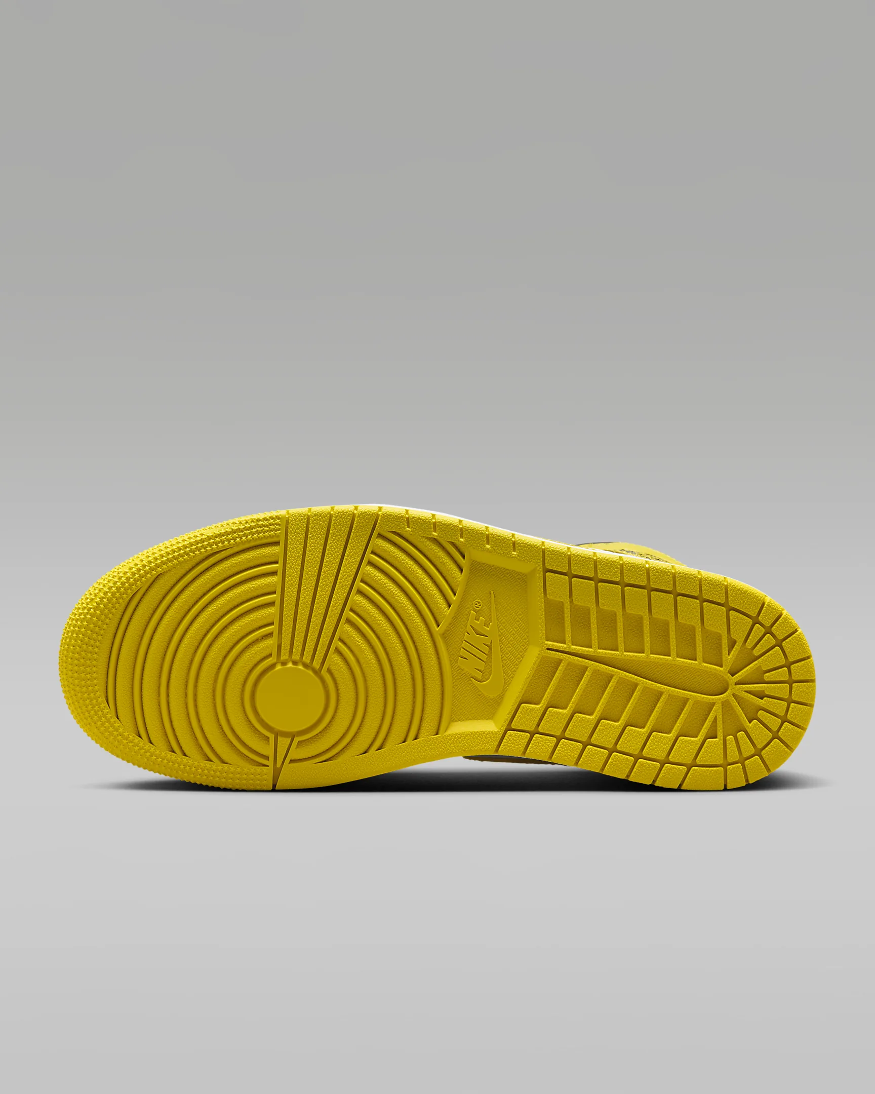 AIR JORDAN Mid #