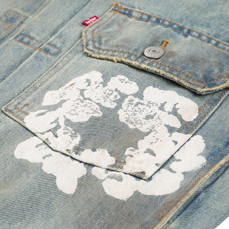 Dirty Wash Wreath Type 2 Light Wash